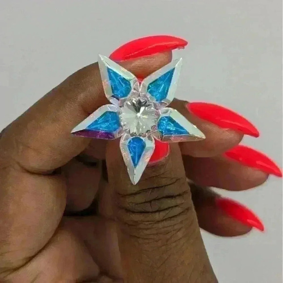 Aurora Boreallis Star Pin Brooch Pin EUC - Picture 2 of 6